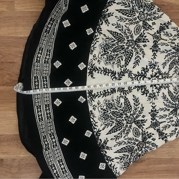 Studio West Black and White Patterned A-Line Skirt - Picture 3 of 6
